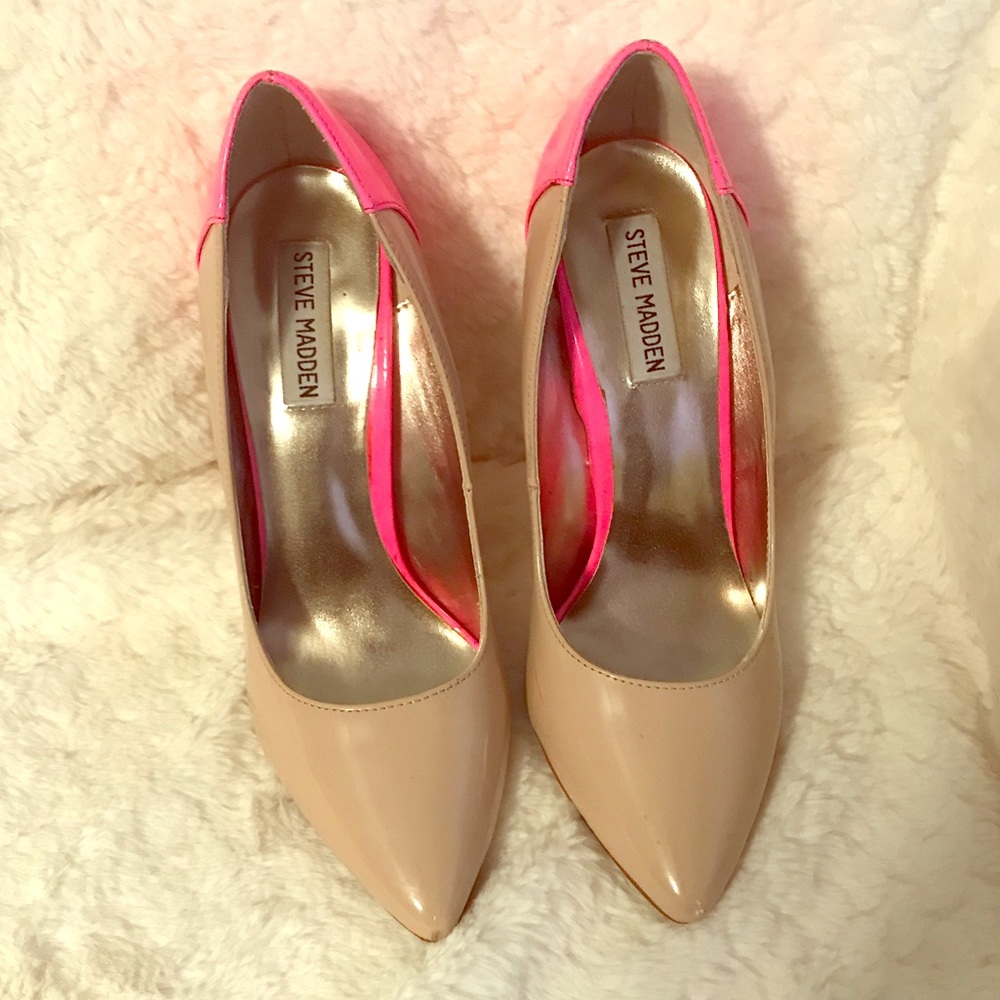 Two-tone Steve Madden Pumps